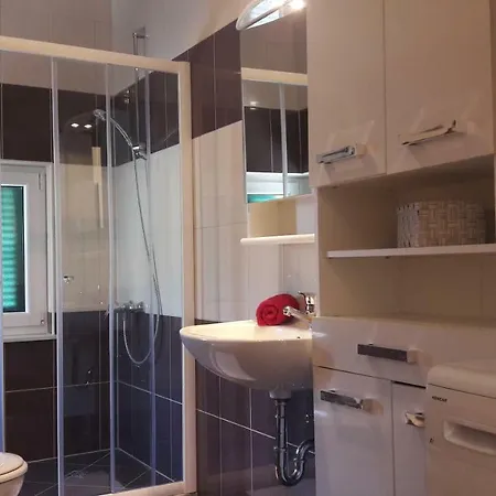 Διαμέρισμα Anakatarina *